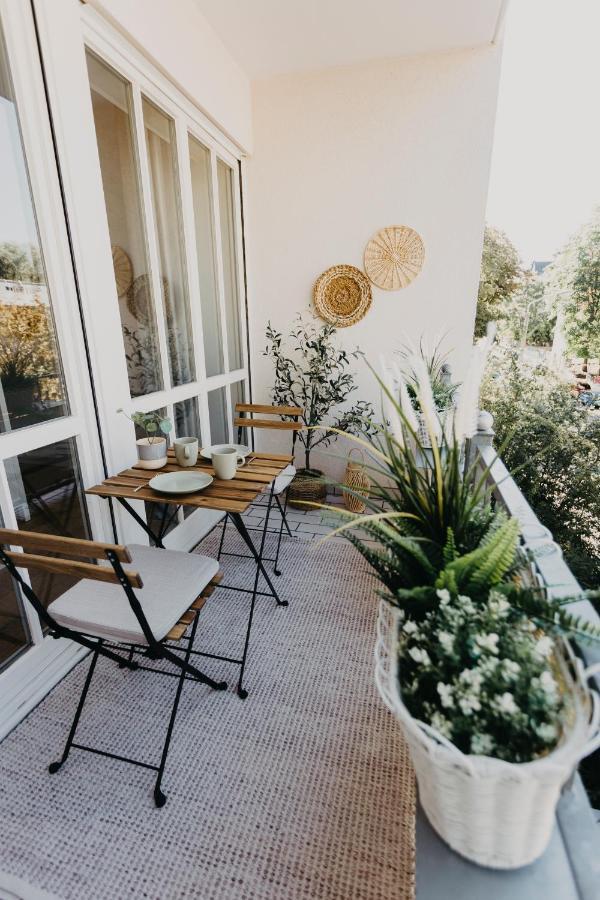 Traber Apartments Im Herzen Leipzigs Balkon Parkplatz المظهر الخارجي الصورة
