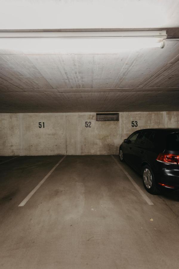 Traber Apartments Im Herzen Leipzigs Balkon Parkplatz المظهر الخارجي الصورة